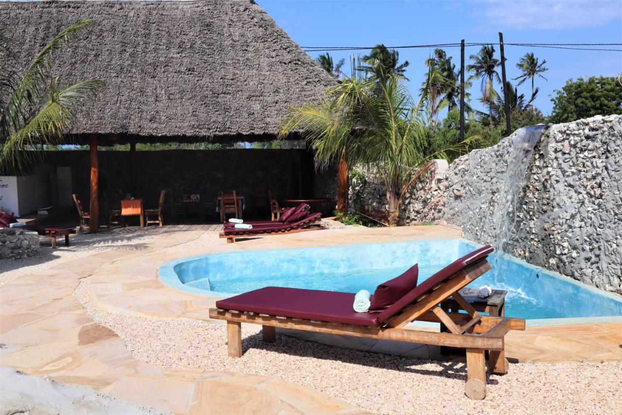 Holiday Time Bungalows Zanzibar 马特姆维 外观 照片